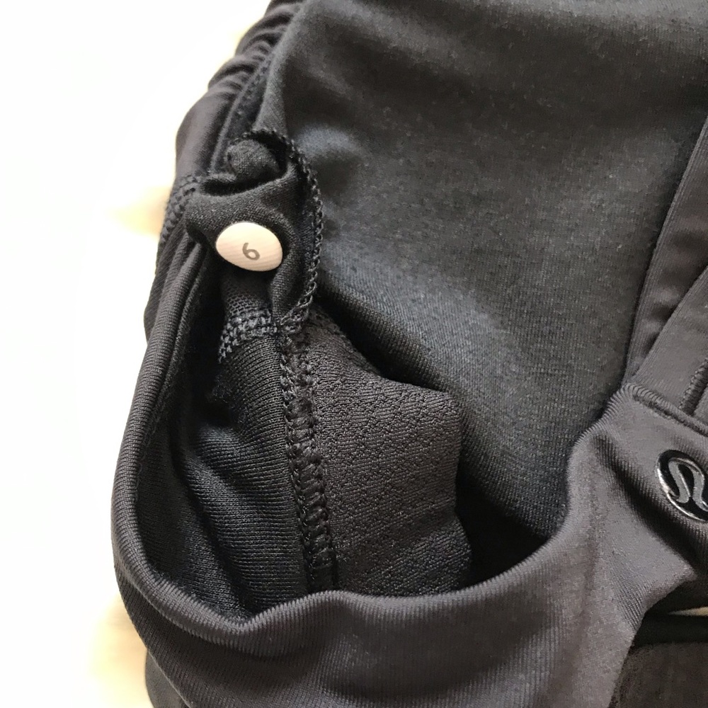 Lululemon Wrap It Up Bra - Picture 6 of 6